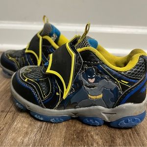 Batman light up shoes for Toddler size 8